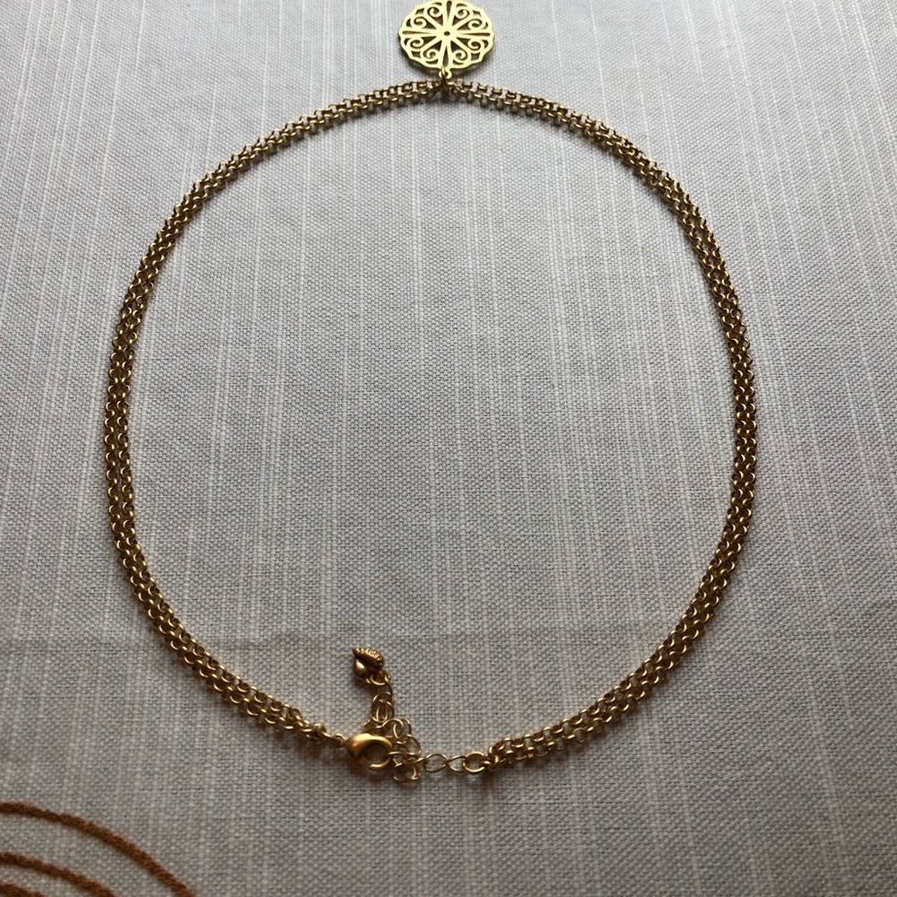 NWOT Carolee Gold-Tone Nostalgic Necklace - Picture 11 of 11